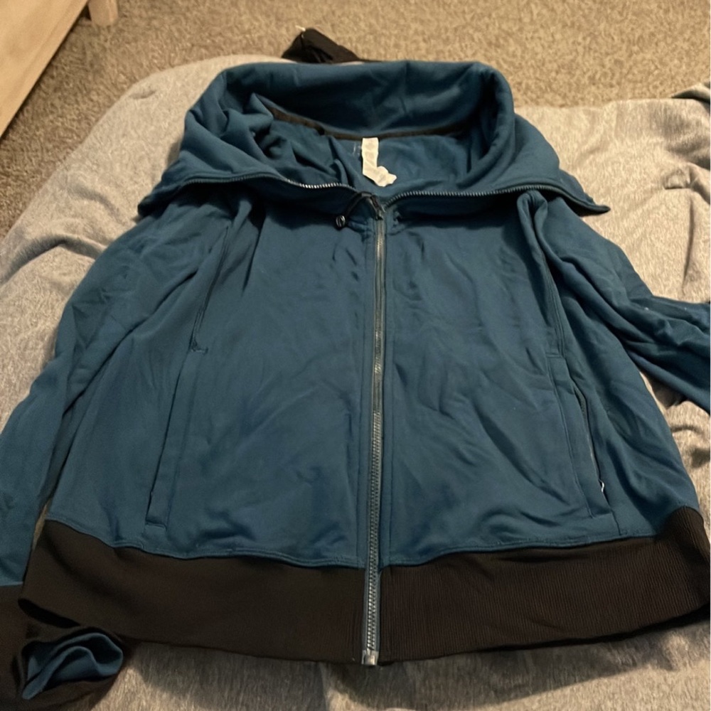 Dark teal Lululemon full zip jacket